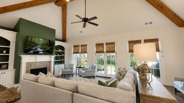534 JUSTANA DR, Unincorporated, TN 38017