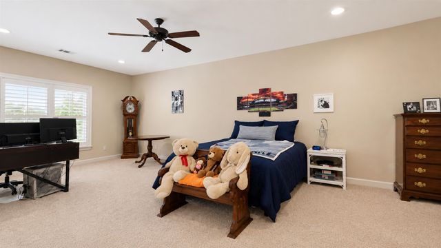 534 JUSTANA DR, Unincorporated, TN 38017
