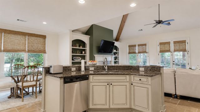534 JUSTANA DR, Unincorporated, TN 38017