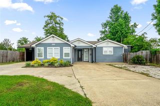 1036 1/2 Ann Street, Westlake, LA 70669
