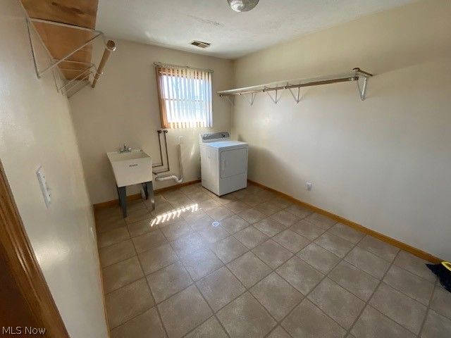 511 Daniels Street, Toronto, OH 43964