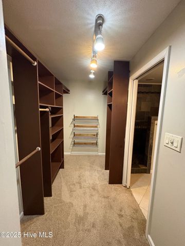 502 W Hilltop Court, Jacksonville, NC 28546