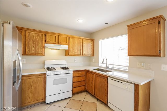 4933 Via Luis Court, North Las Vegas, NV 89031