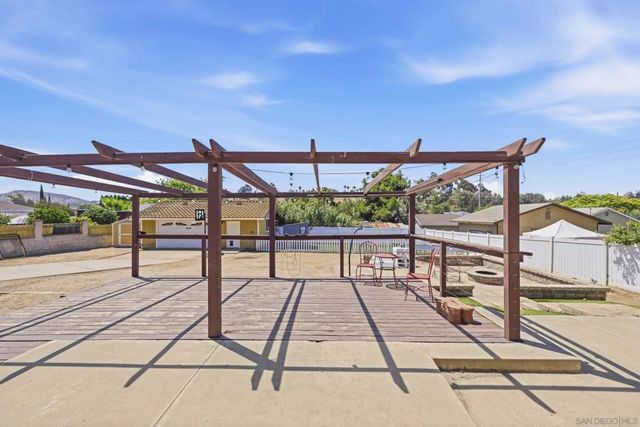3341 Conduit Rd, Bonita, CA 91902