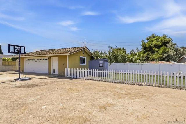 3341 Conduit Rd, Bonita, CA 91902