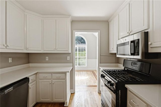 100 Overlook Heights Way, Stockbridge, GA 30281
