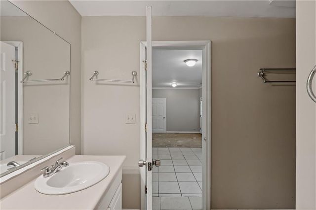 100 Overlook Heights Way, Stockbridge, GA 30281