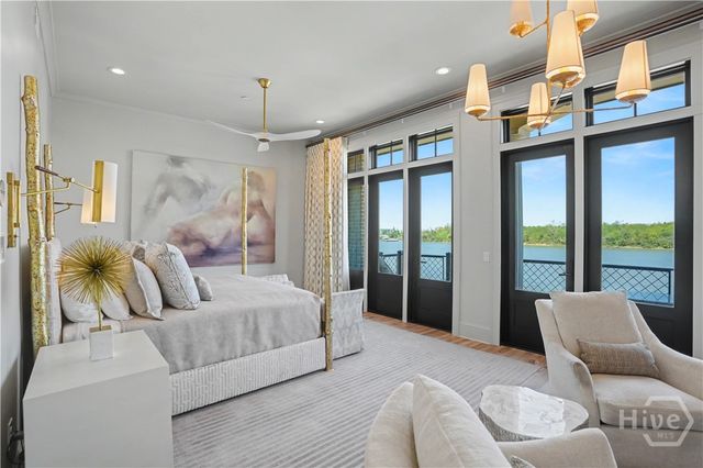 454 Geo Meyer Avenue, Savannah, GA 31401