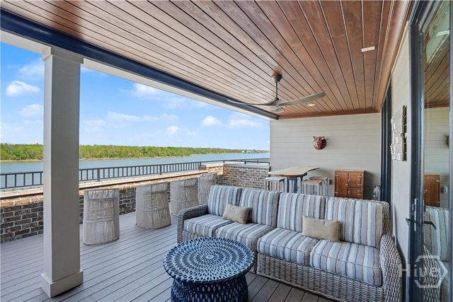 454 Geo Meyer Avenue, Savannah, GA 31401