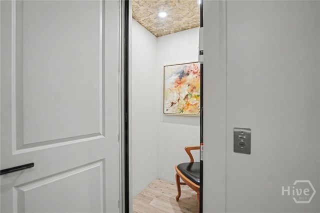 454 Geo Meyer Avenue, Savannah, GA 31401