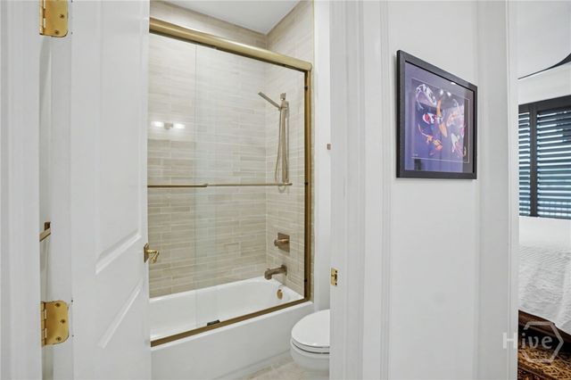 454 Geo Meyer Avenue, Savannah, GA 31401