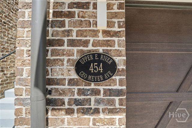 454 Geo Meyer Avenue, Savannah, GA 31401