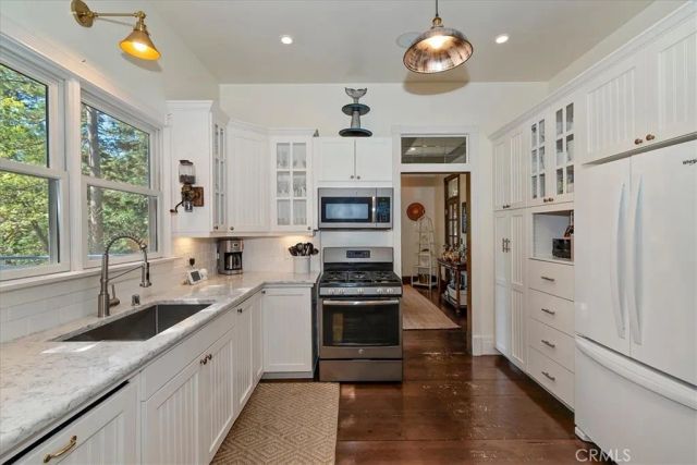 27312 Pinewood, Lake Arrowhead, CA 92352