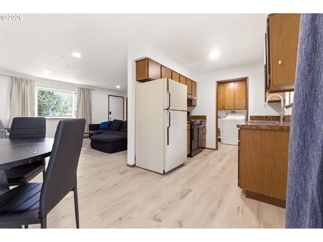 3836 Se 91ST Ave, Portland, OR 97266