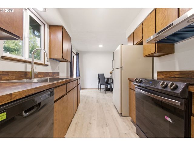 3836 Se 91ST Ave, Portland, OR 97266