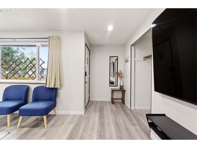 3836 Se 91ST Ave, Portland, OR 97266