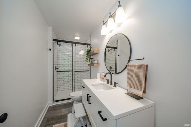 1745 W County Road 200 North, New Castle, IN 47362