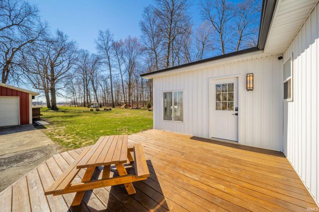 1745 W County Road 200 North, New Castle, IN 47362