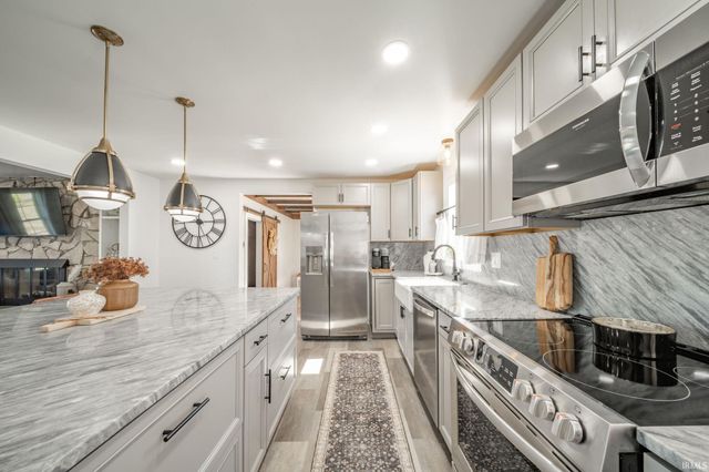 1745 W County Road 200 North, New Castle, IN 47362