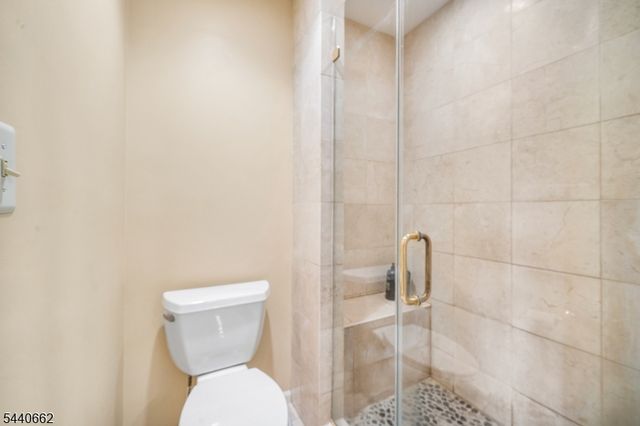 72 Bald Eagle Rd, Allamuchy Twp., NJ 07840