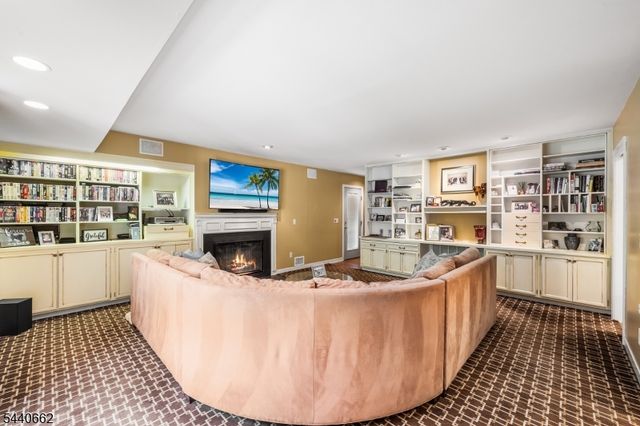 72 Bald Eagle Rd, Allamuchy Twp., NJ 07840