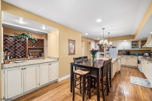 72 Bald Eagle Rd, Allamuchy Twp., NJ 07840