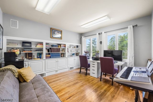 72 Bald Eagle Rd, Allamuchy Twp., NJ 07840