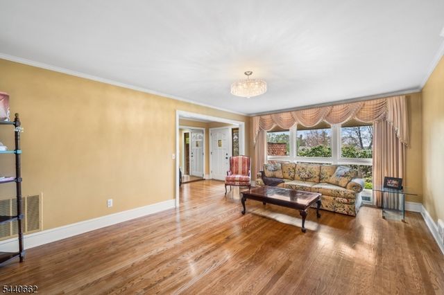 72 Bald Eagle Rd, Allamuchy Twp., NJ 07840