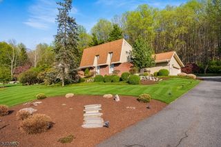 72 Bald Eagle Rd, Allamuchy Twp., NJ 07840