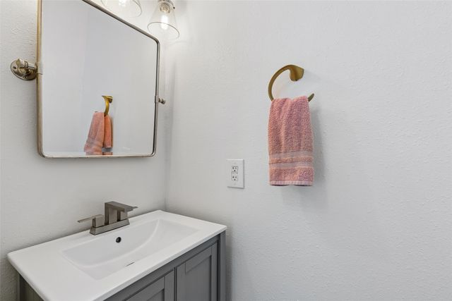 10633 Cayuga Drive, Dallas, TX 75228