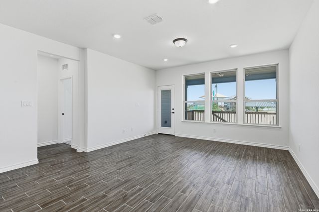 12424 DIME BOX, San Antonio, TX 78253