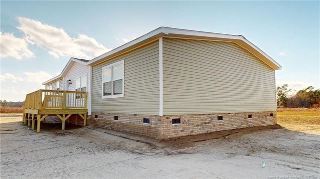 3277 Mcgirt Road, Maxton, NC 28364