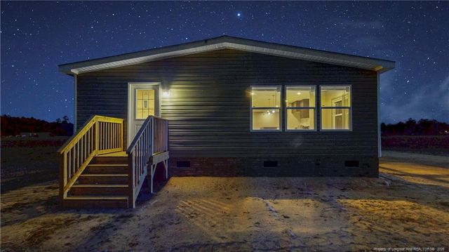 3277 Mcgirt Road, Maxton, NC 28364