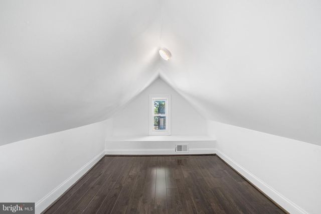 2410 20TH ST NE, Washington, DC 20018