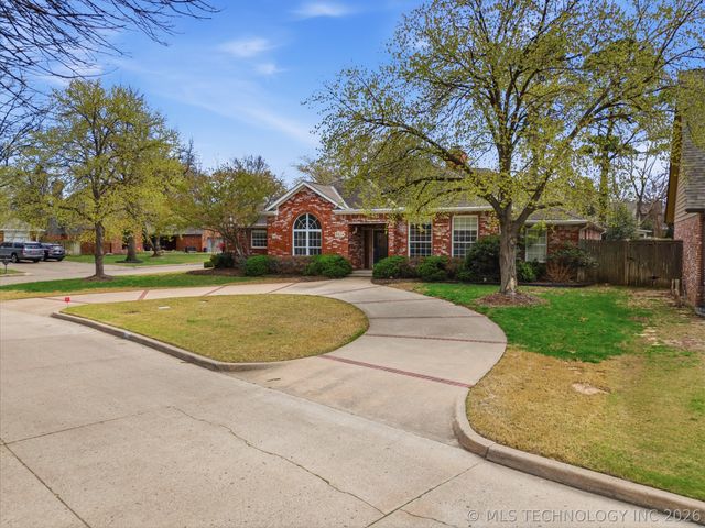 5514 E 101st Place, Tulsa, OK 74137