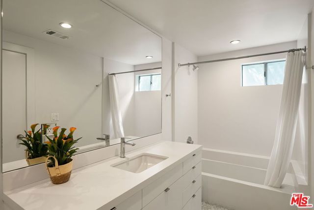 680 Harbor Street 1, Venice (los Angeles), CA 90291