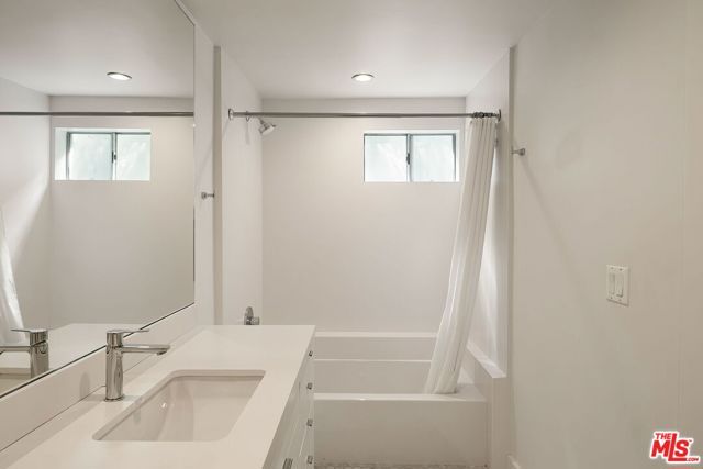 680 Harbor Street 1, Venice (los Angeles), CA 90291