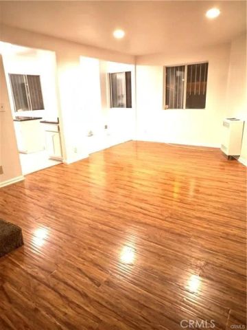 822 E 87th, Los Angeles, CA 90002