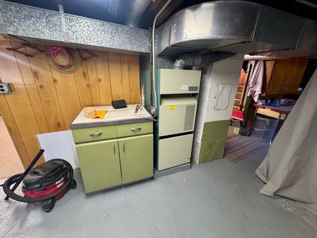7132 Alexander Avenue, Hammond, IN 46323