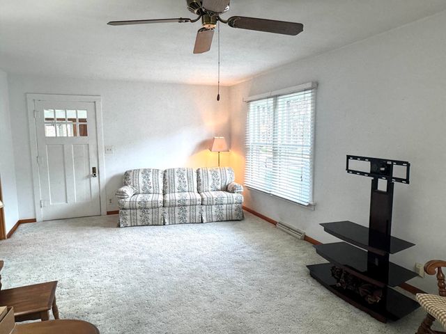 7132 Alexander Avenue, Hammond, IN 46323