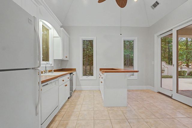 325 Magnolia Lake Court, Aiken, SC 29803