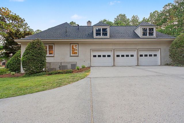 325 Magnolia Lake Court, Aiken, SC 29803