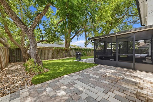 6725 RALSTON BEACH CIRCLE, Tampa, FL 33614