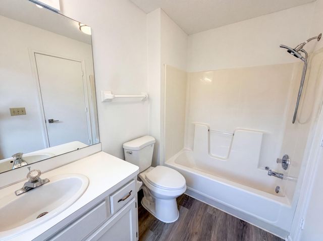12754 Ibis Street NW, Coon Rapids, MN 55448
