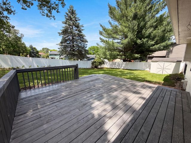 12754 Ibis Street NW, Coon Rapids, MN 55448