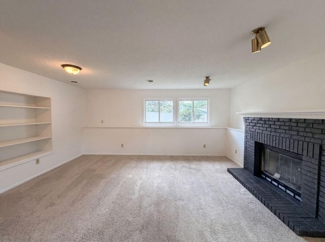 12754 Ibis Street NW, Coon Rapids, MN 55448