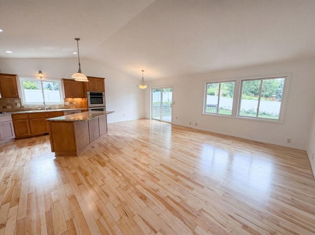 12754 Ibis Street NW, Coon Rapids, MN 55448