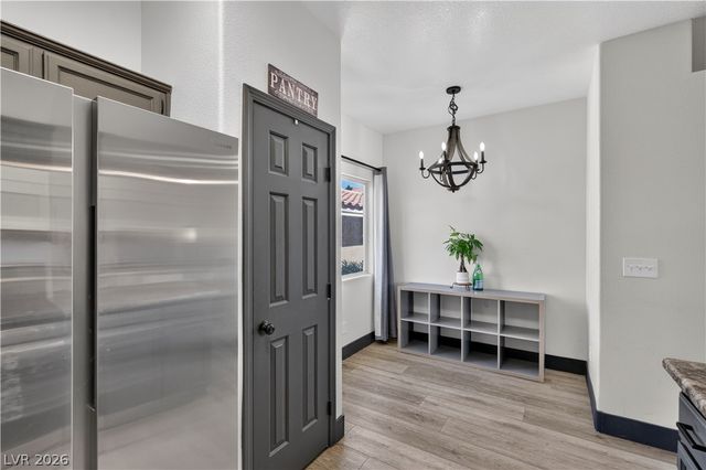 3250 Mystic Ridge Court, Las Vegas, NV 89129