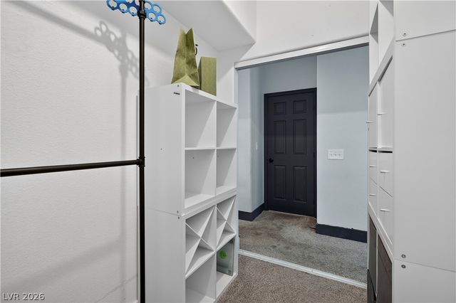 3250 Mystic Ridge Court, Las Vegas, NV 89129