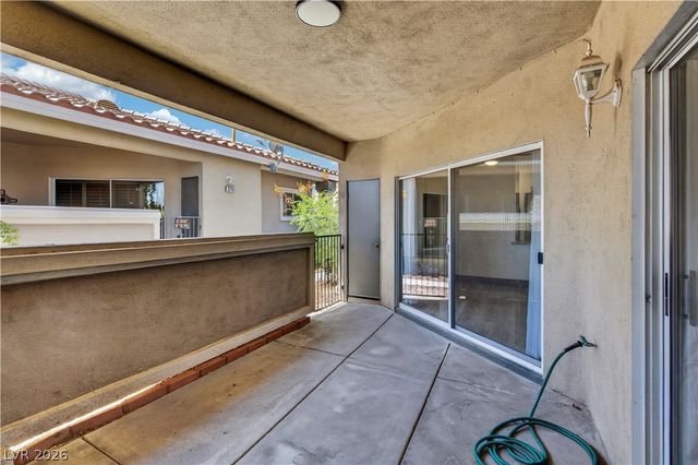 3250 Mystic Ridge Court, Las Vegas, NV 89129